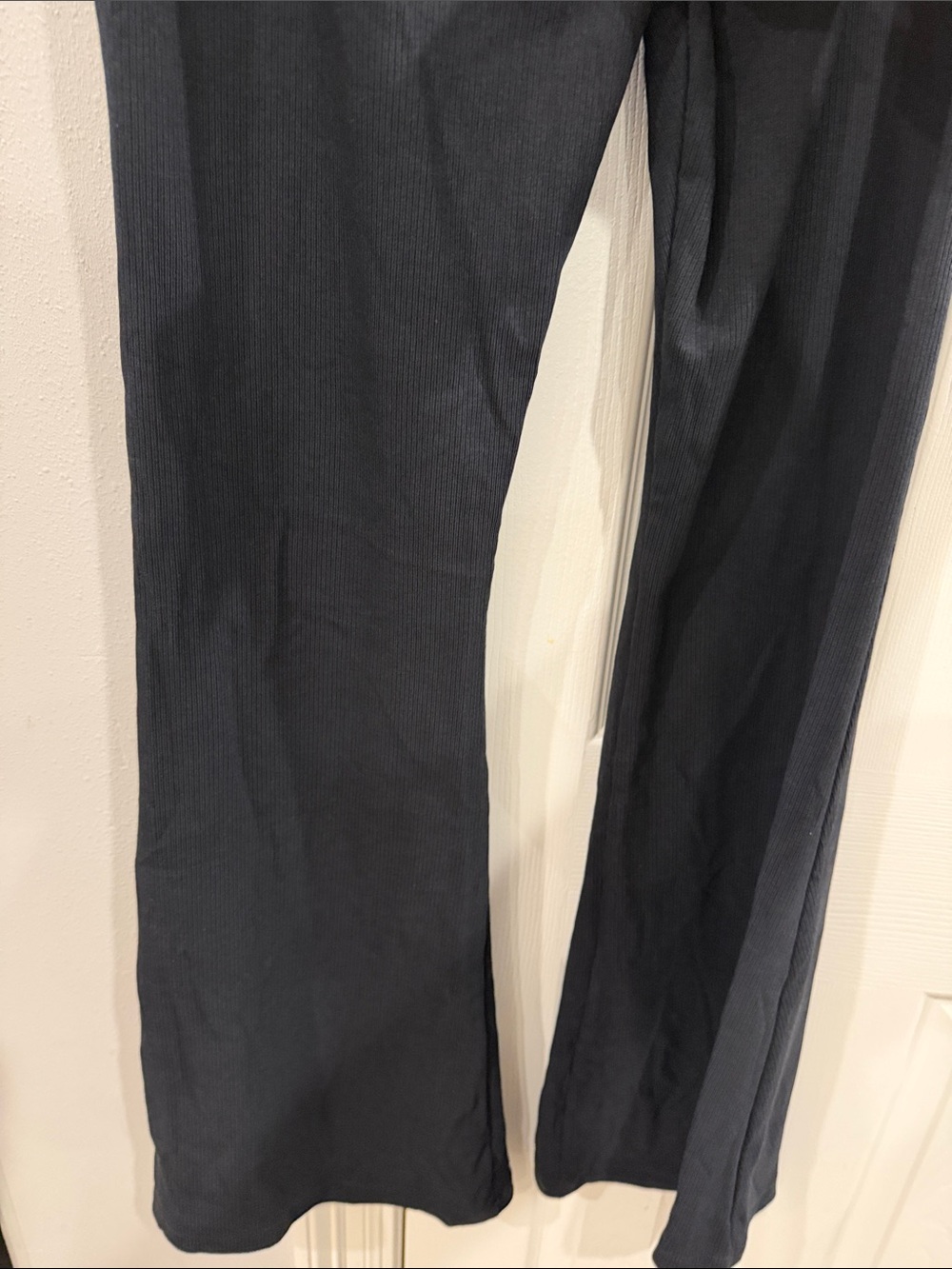 Adidas womens Black Flared ribbed flare Leggings with Trefoil Logo Sz L - Picture 5 of 5